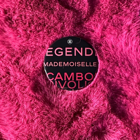 Chanel Rouge Coco Pin Collection - Picture 3 of 6